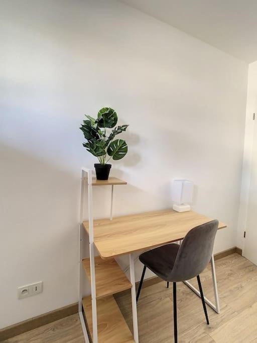 Grand Appart Terrasse Parking Design Amiens Bagian luar foto